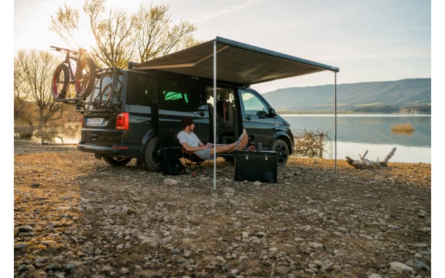 Fiamma F45s 300 Markise Für VW T5/T6/Multivan/Transporter Tuchfarbe Royal Grey Long WB 300 Cm Gehäusefarbe Deep Black Linkslenker 4 Fiamma F45s 300 Markise Für VW T5/T6/Multivan/Transporter Tuchfarbe Royal Grey Long WB 300 Cm Gehäusefarbe Deep Black Linkslenker – Bild 4